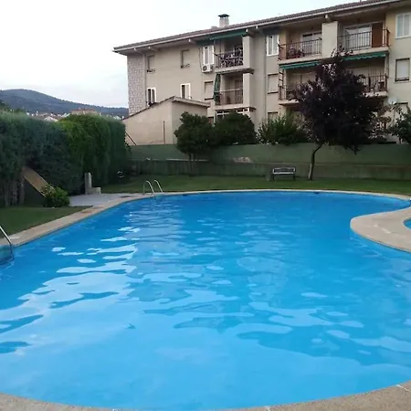 Chalet Adosado Con Jardin Holiday home Cebreros