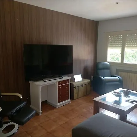 Chalet Adosado Con Jardin Holiday home