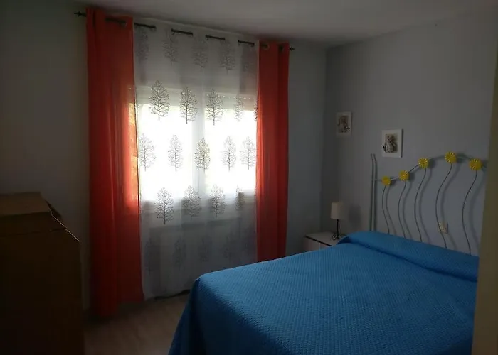 Hotel Chalet Adosado Con Jardin Cebreros