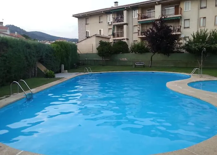 Chalet Adosado Con Jardin Hotel Cebreros