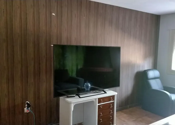 Chalet Adosado Con Jardin Cebreros